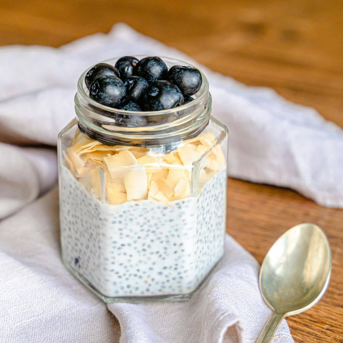 Recette graines de chia : pudding de chia aux fruits rouges